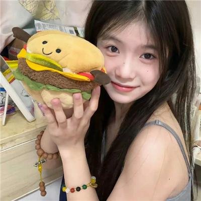 红色